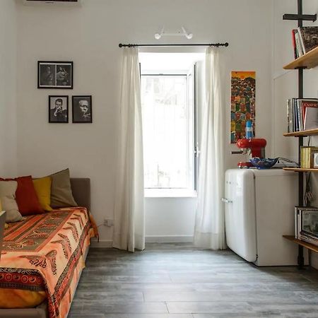 Appartement Vesuvius A Mezzocannone à Naples Extérieur photo