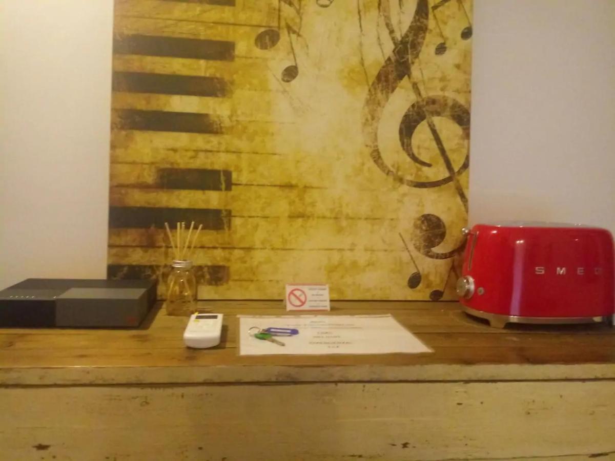 Appartement Vesuvius A Mezzocannone à Naples Extérieur photo