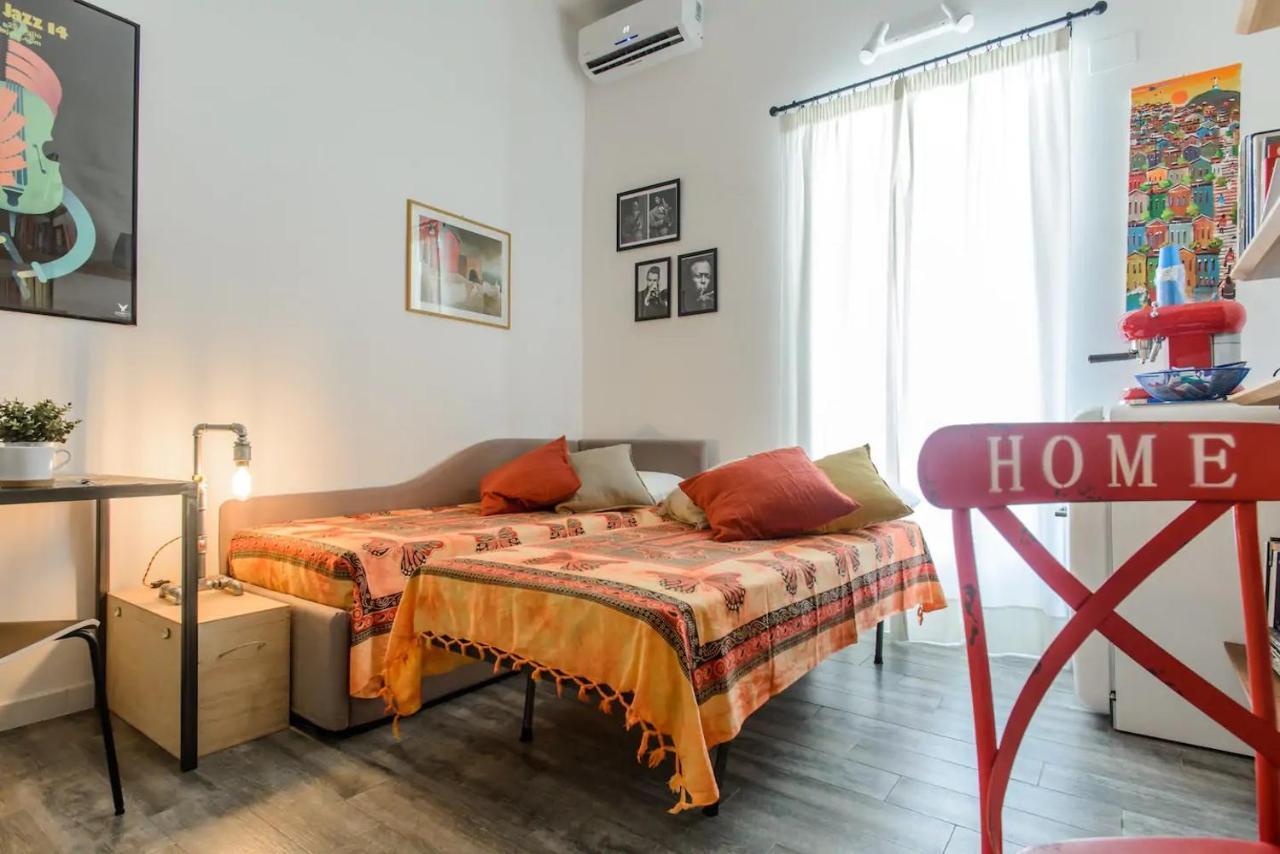 Appartement Vesuvius A Mezzocannone à Naples Extérieur photo