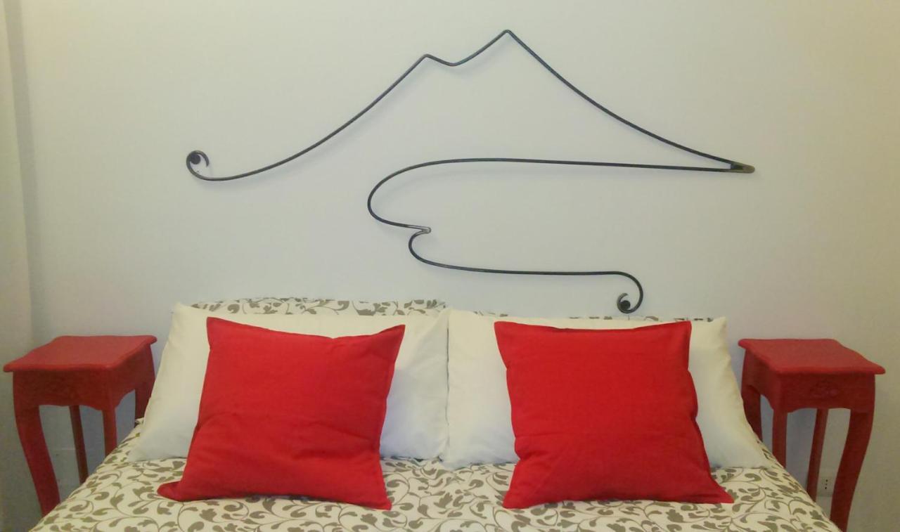 Appartement Vesuvius A Mezzocannone à Naples Extérieur photo